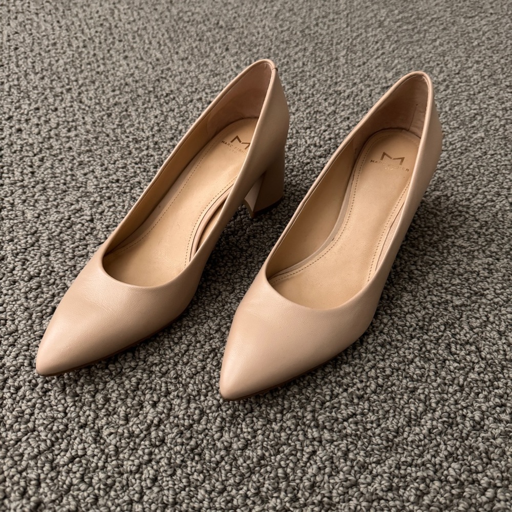 Marc Fisher Beige Nude Yulunda Block Heels Size 6.5